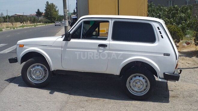 LADA (VAZ) Niva-3