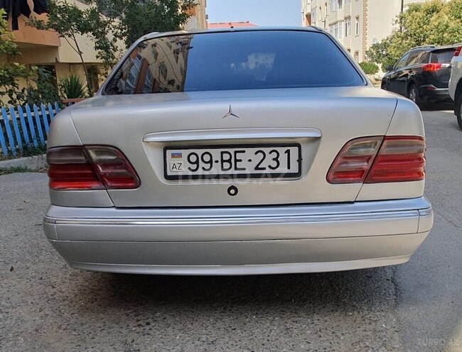 Mercedes E 240 1999, 350,000 km - 2.4 l - Bakı