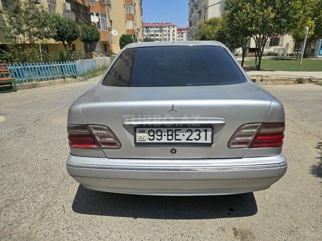 Mercedes E 240 1999, 350,000 km - 2.4 l - Bakı