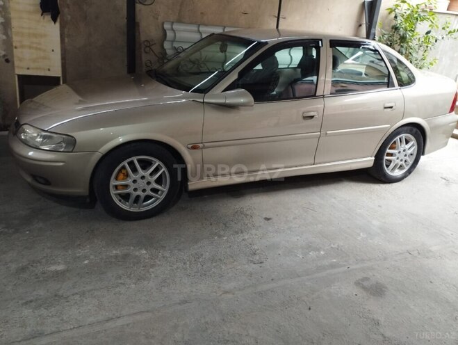 Opel Vectra-3