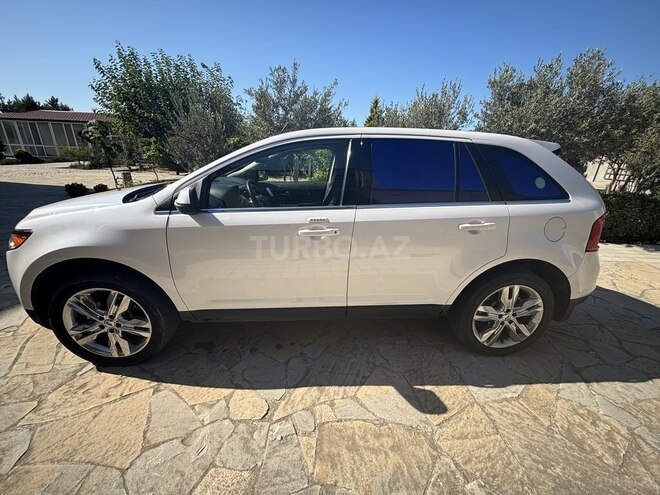 Ford Edge-3