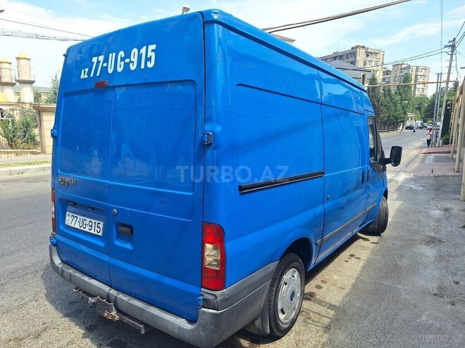 Ford Transit-7