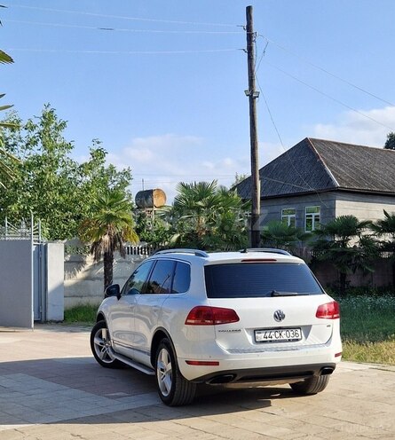 Volkswagen Touareg 2012, 200,000 km - 3.6 l - Masallı