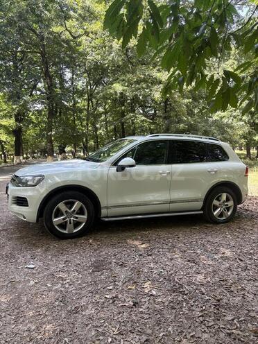 Volkswagen Touareg 2012, 200,000 km - 3.6 l - Masallı