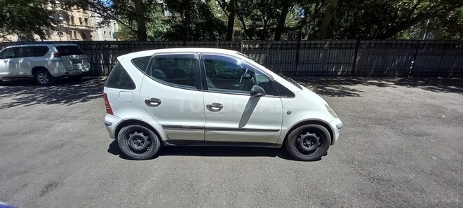 Mercedes A 160 2001, 187,548 km - 1.6 l - Bakı
