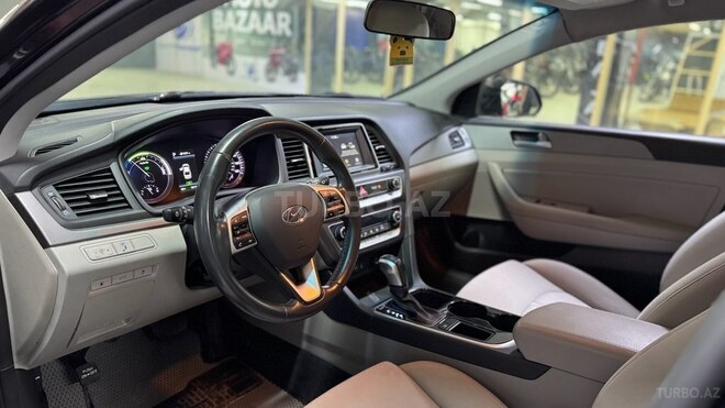 Hyundai Sonata 2018, 132,000 km - 2.0 л - Bakı
