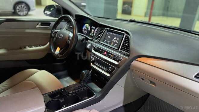 Hyundai Sonata 2018, 132,000 km - 2.0 л - Bakı