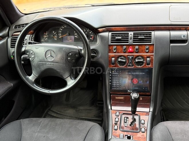 Mercedes E 240 2000, 228,587 km - 2.4 l - Hacıqabul