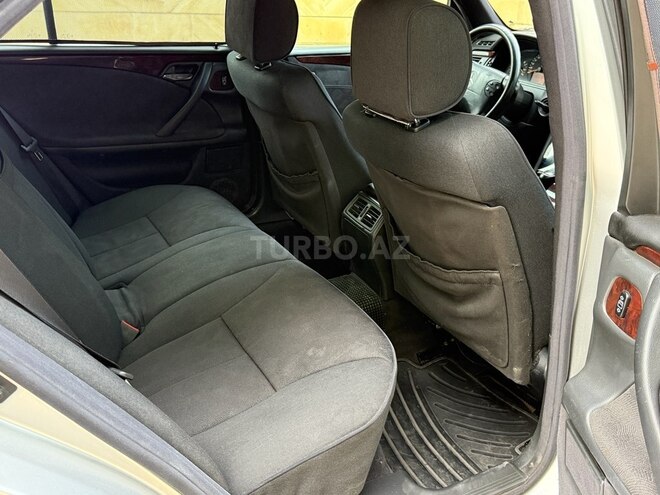 Mercedes E 240 2000, 228,587 km - 2.4 l - Hacıqabul
