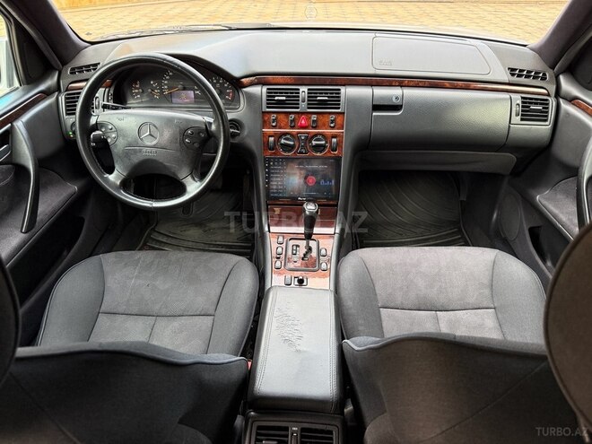 Mercedes E 240 2000, 228,587 km - 2.4 l - Hacıqabul