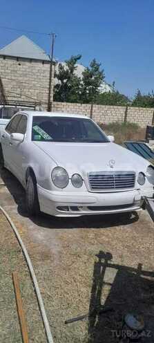 Mercedes E 280 1996, 300,000 km - 2.8 l - Gəncə