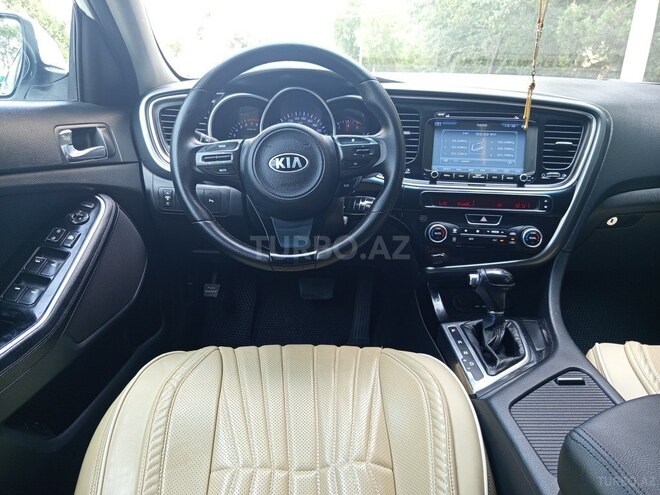 Kia Optima-11