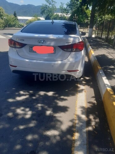 Hyundai Avante 2015, 134,000 km - 1.6 l - Zaqatala