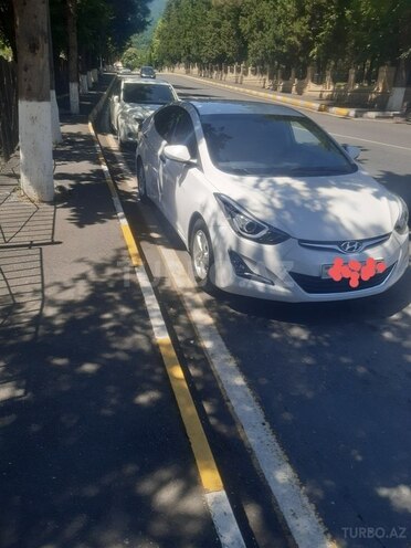 Hyundai Avante 2015, 134,000 km - 1.6 l - Zaqatala