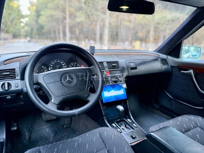 Mercedes C 200 1995, 378,000 km - 2.0 л - Bakı