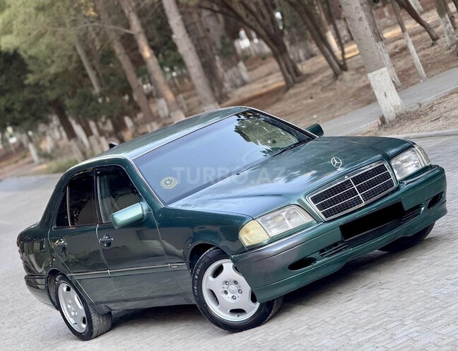 Mercedes C 200 1995, 378,000 km - 2.0 л - Bakı