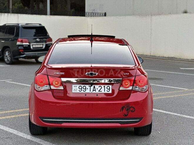 Chevrolet Cruze-10