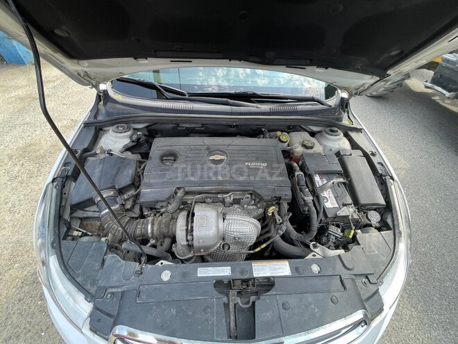 Chevrolet Cruze-5