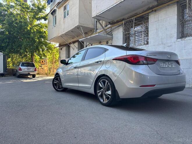 Hyundai Elantra 2015, 241,402 km - 1.8 л - Bakı