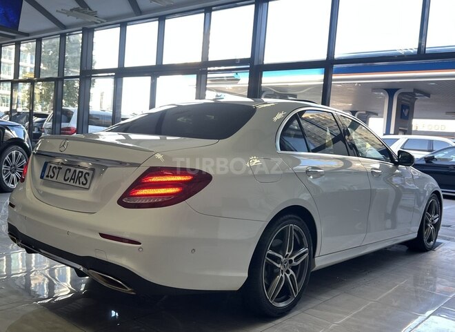Mercedes E 350-6