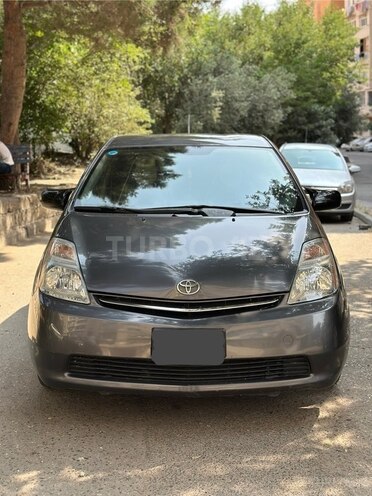 Toyota Prius-7