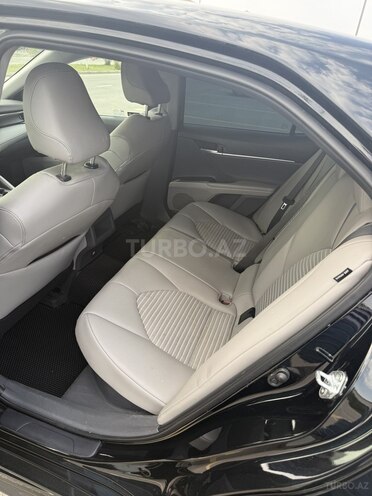 Toyota Camry-4