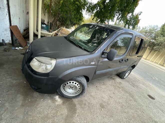 Fiat Doblo 2006, 250,000 km - 1.3 l - Bakı