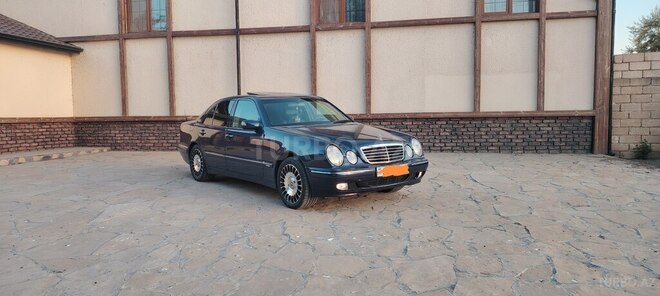 Mercedes E 280-3