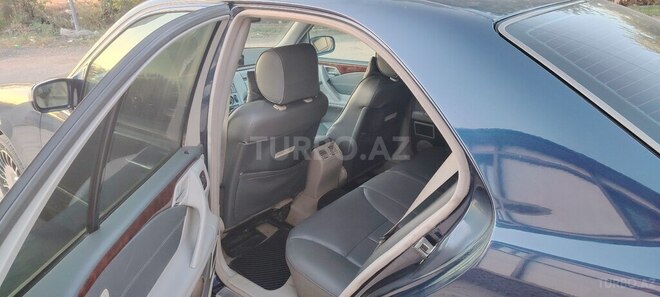 Mercedes E 280-13