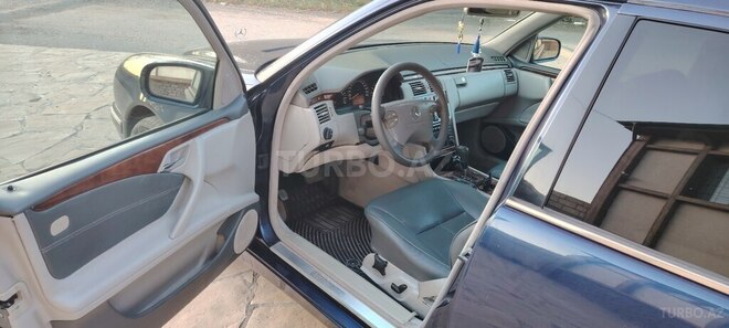 Mercedes E 280-14