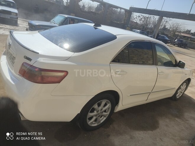 Toyota Camry-3