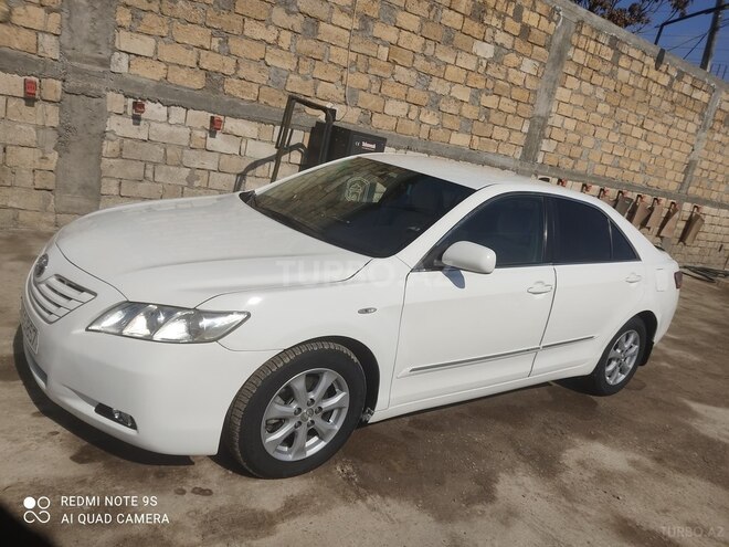 Toyota Camry-6