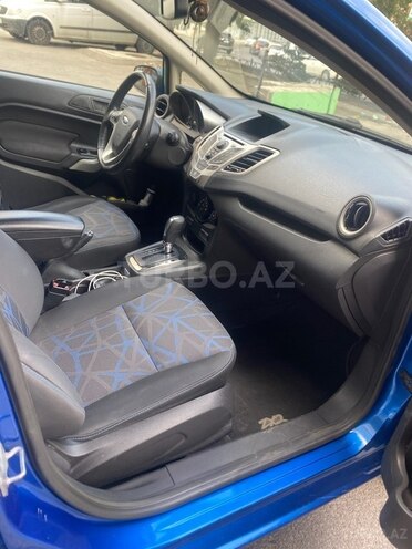Ford Fiesta 2012, 300,000 km - 1.6 l - Bakı