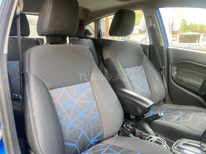 Ford Fiesta 2012, 300,000 km - 1.6 l - Bakı