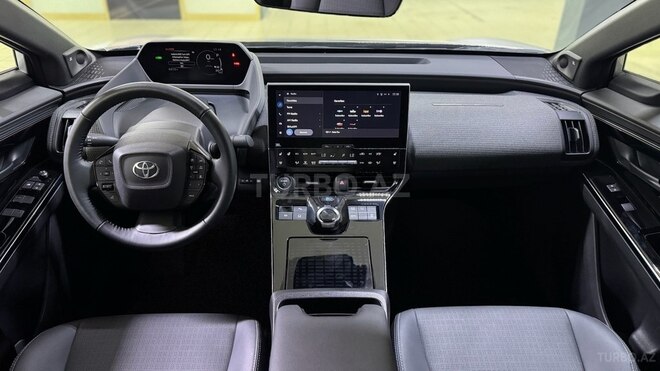Toyota bZ4X 2023, 9,800 km - 0.0 l - Bakı