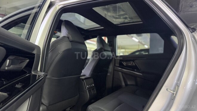 Toyota bZ4X 2023, 9,800 km - 0.0 l - Bakı