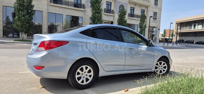 Hyundai Accent 2014, 200,738 km - 1.6 l - Bakı
