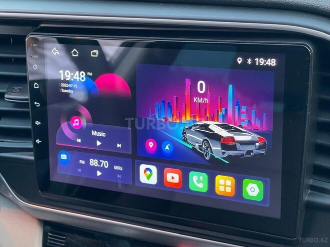 Hyundai Elantra-13