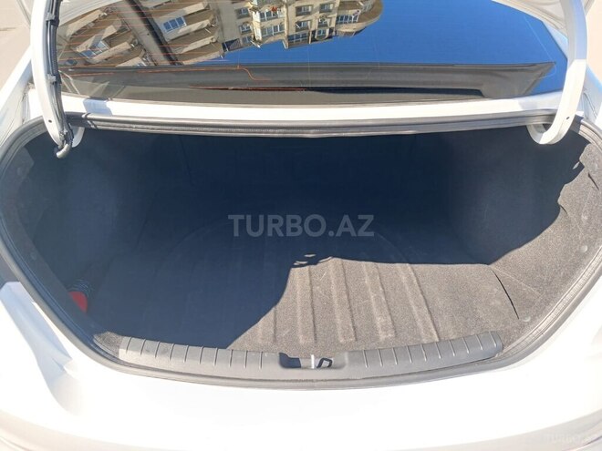 Hyundai Avante 2016, 180,000 km - 1.6 l - Bakı