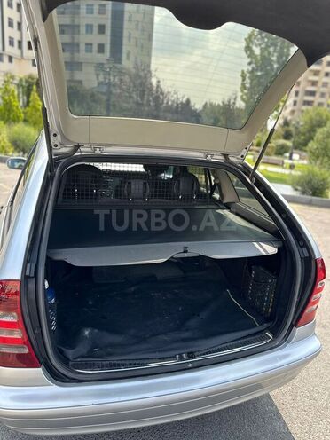 Mercedes C 220 d 2005, 437,760 km - 2.2 l - Bakı