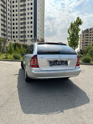 Mercedes C 220 d 2005, 437,760 km - 2.2 l - Bakı