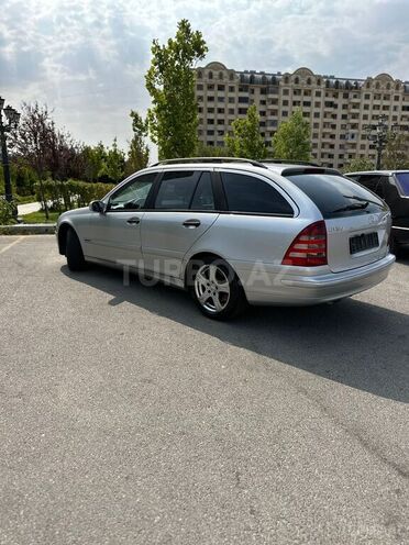 Mercedes C 220 d 2005, 437,760 km - 2.2 l - Bakı