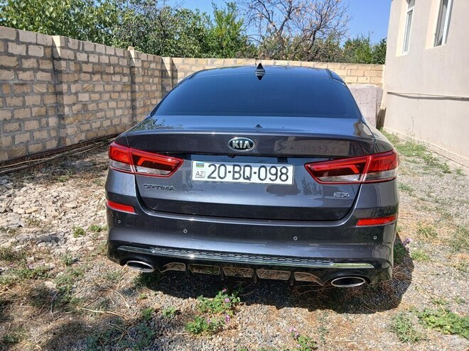 Kia Optima 2018, 180,000 km - 2.0 l - Samux