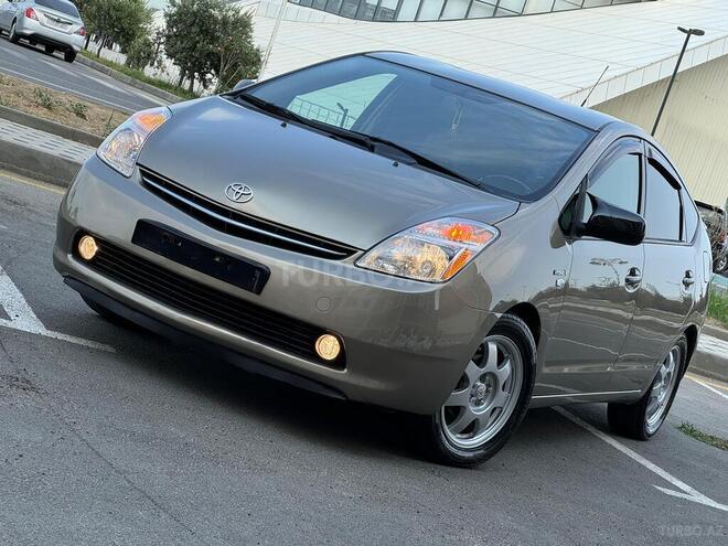 Toyota Prius-1