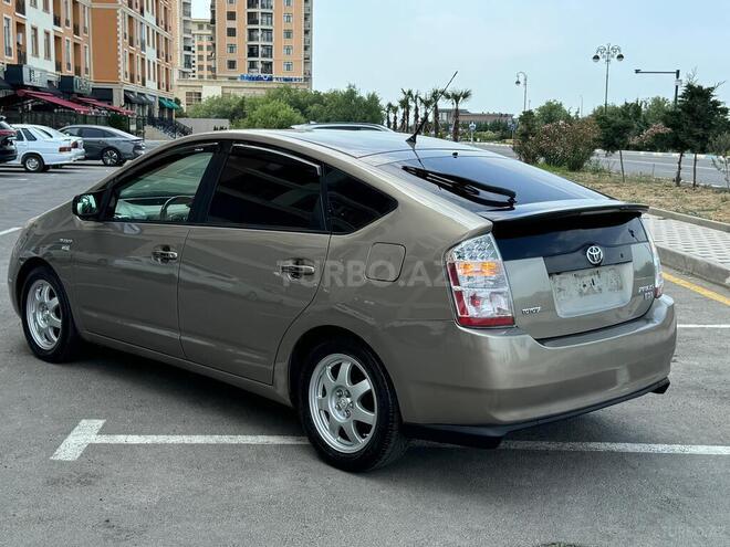 Toyota Prius-21