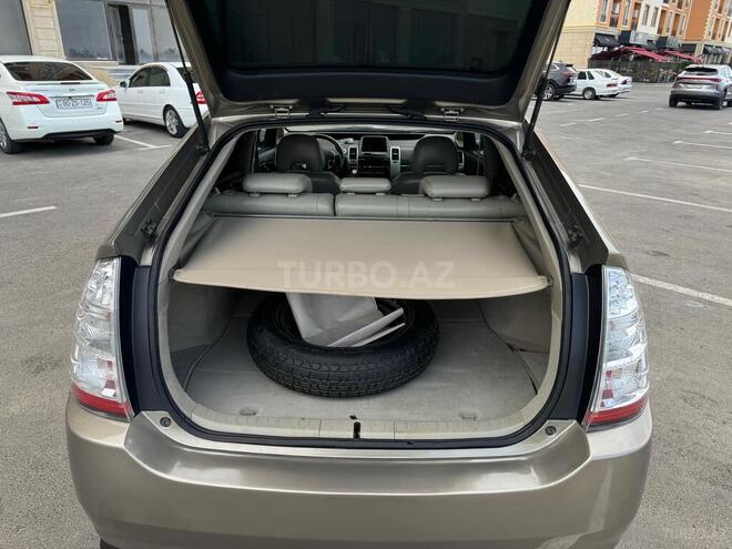 Toyota Prius-20