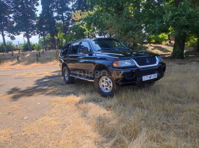 Mitsubishi  2001, 220,000 km - 3.0 l - Lənkəran