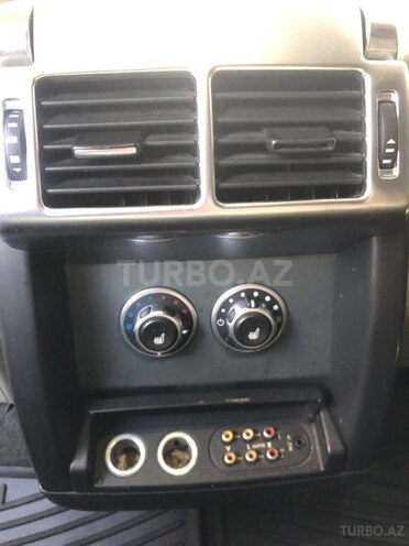 Land Rover Range Rover-17