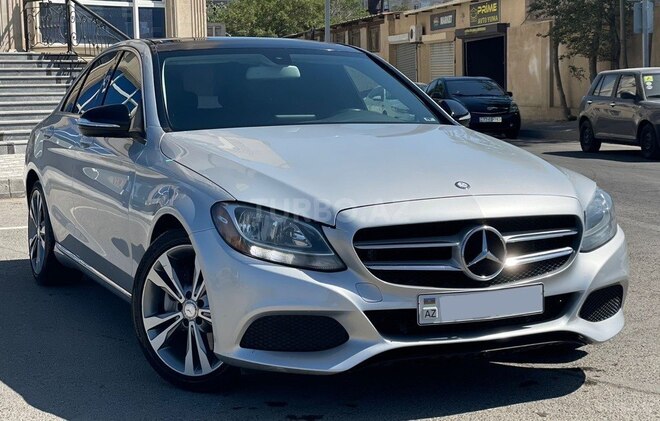 Mercedes C 300-1