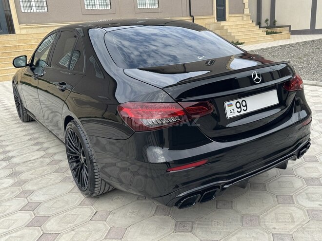 Mercedes E 220 d 4MATIC 2018, 129,000 km - 2.0 l - Bakı